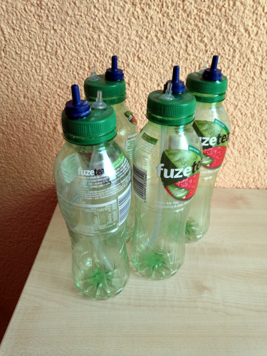 Úprava víček flašek pro roztoky